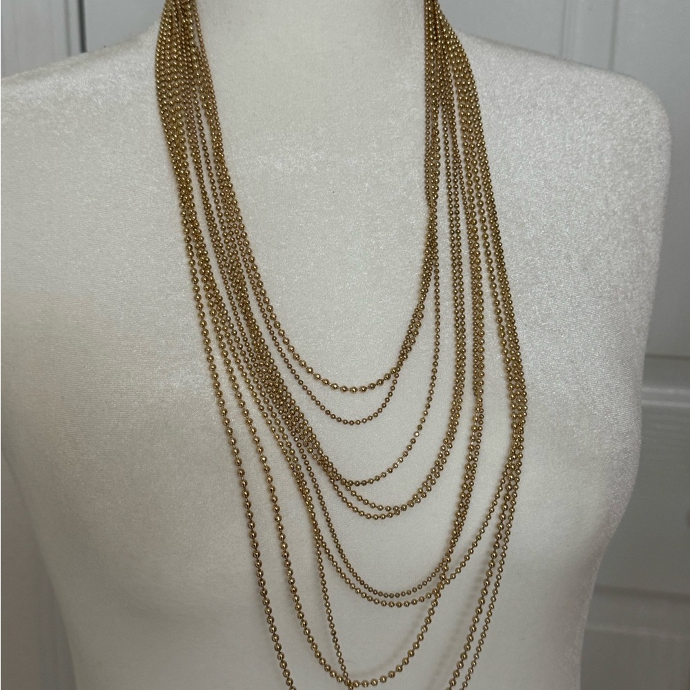 Elegant Gold Layered Necklace